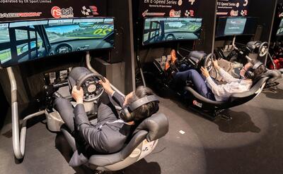 Simulator, esports, sim