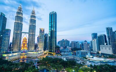 Beautiful architecture building exterior city in kuala lumpur skyline